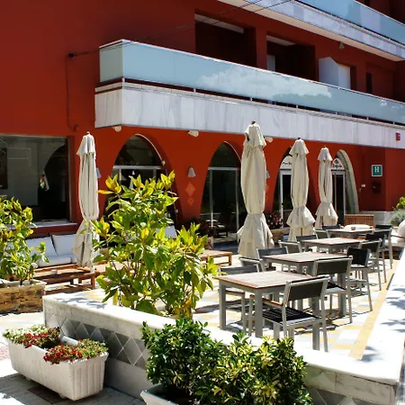 Pinar Del Mar 3* بلاتجا ذارو