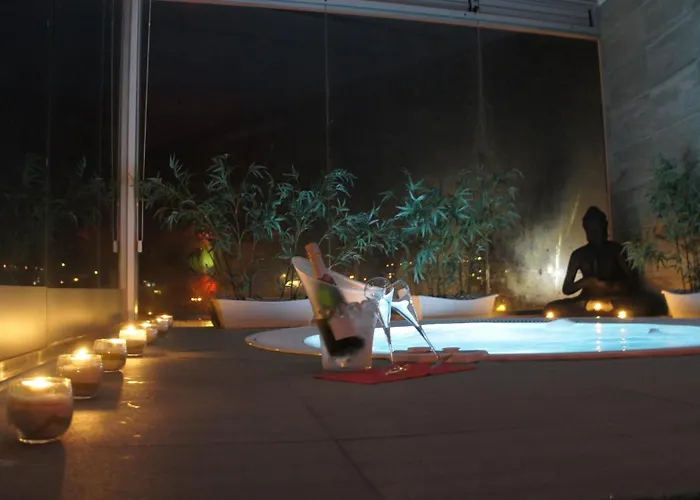 Pinar Del Mar بلاتجا ذارو