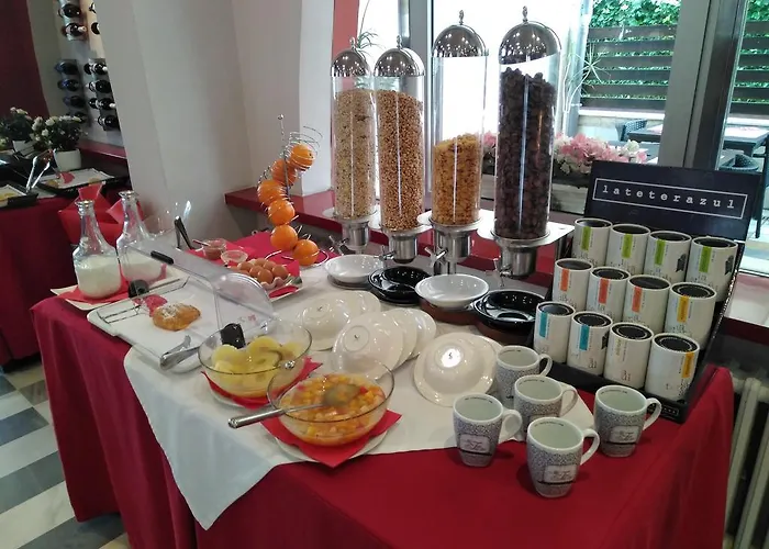 Готель Pinar Del Mar